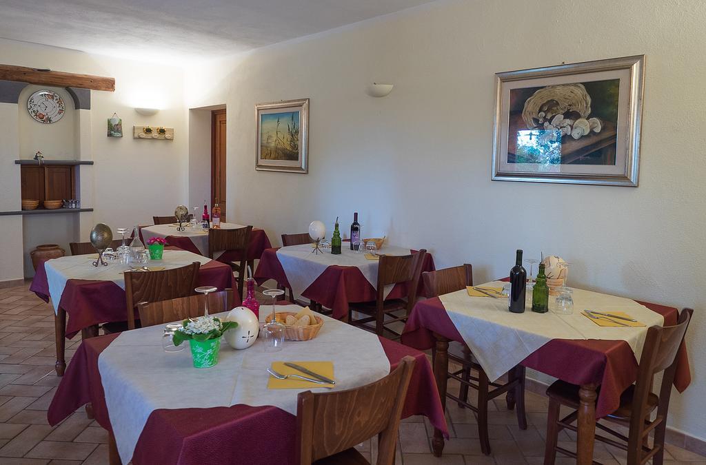 B&B Corte Degli Struzzi Pescia Romana Ngoại thất bức ảnh